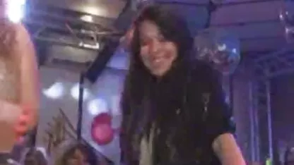 Балерина секс видео филми Khokhlushka мастурбира капачка на машината