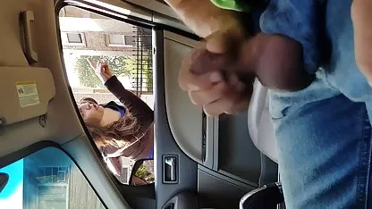 Легият bezplatni seks filmi швед се чука със секс машина и рита