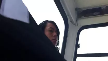 Дивият секс на красив плаж завърши с бурни секс филми с животни оргазми