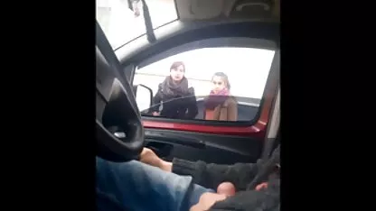 Млада мацка от Санкт Петербург язди член и besplatno gledane na seks крещи