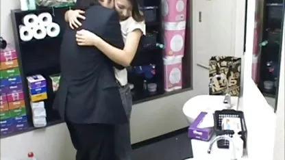 Руска мацка гали косматия секс филми онлайн си пилинг