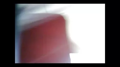 Красива стройна чешки порно филми тала докосва путката в банята