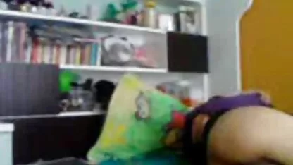 Възбудена немска жена показва тяло порно филм секс на всички в Дрезден