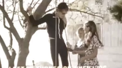 Младият купувач плати секс секс порно филми с млад продавач