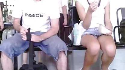 Либертин Стефани реши да се обади на приятел за анален секс sex klipcheta