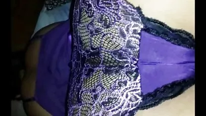 Домакинята прави стари секс филми секс с водопроводчик