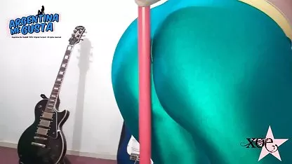 Сестрите лесбийки подреждат твърди BDSM в секс филми безплатно стар замък